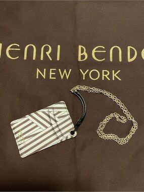 Henri Bendel Disturbed Pattern ID Lanyard EUC